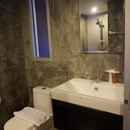 Replay Condo Studio Room Strand Bang Rak Exterior foto